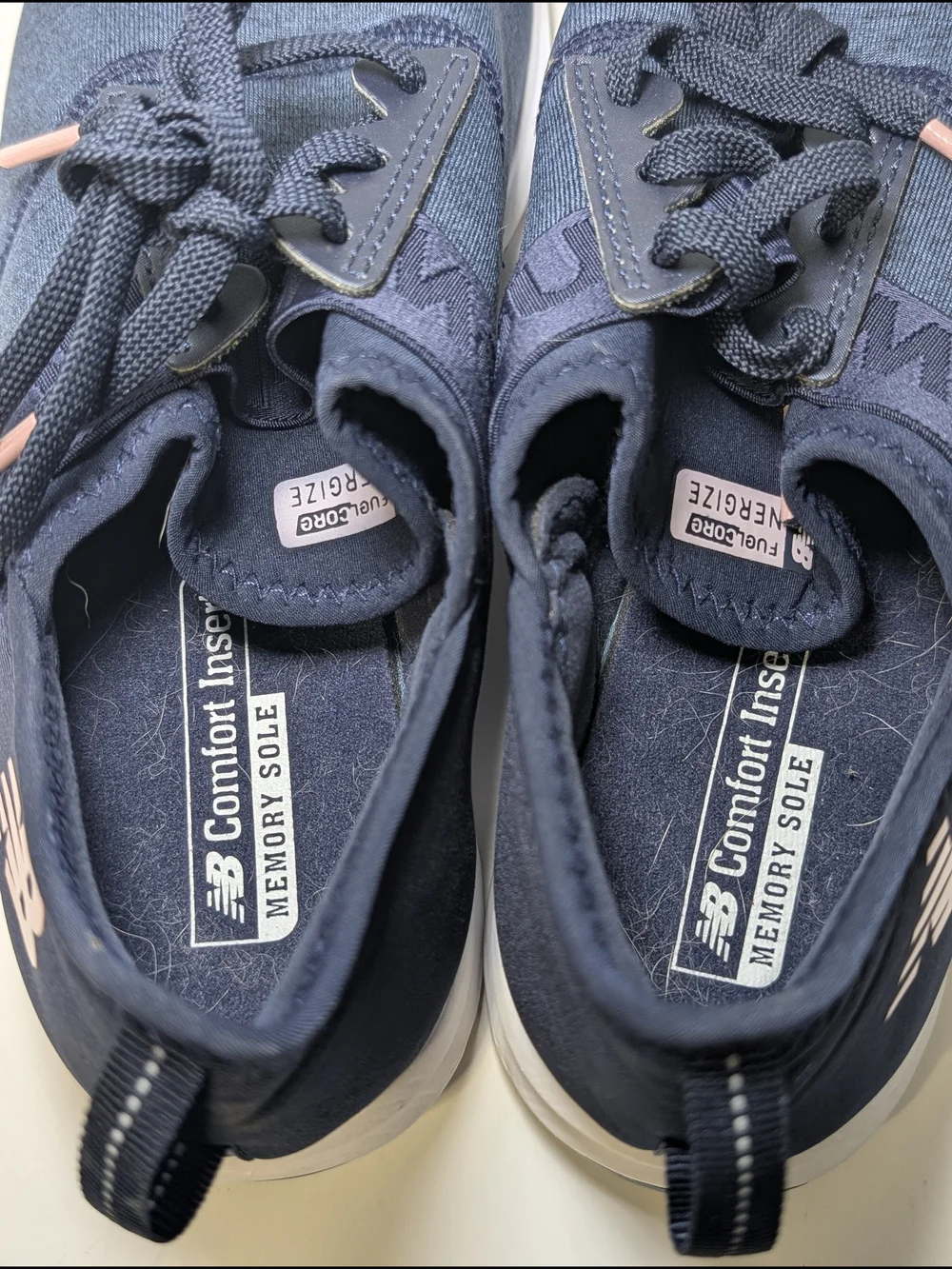 New Balance FuelCore Nergize Women’s 9 Navy Blue Pink Sneakers Slip-On